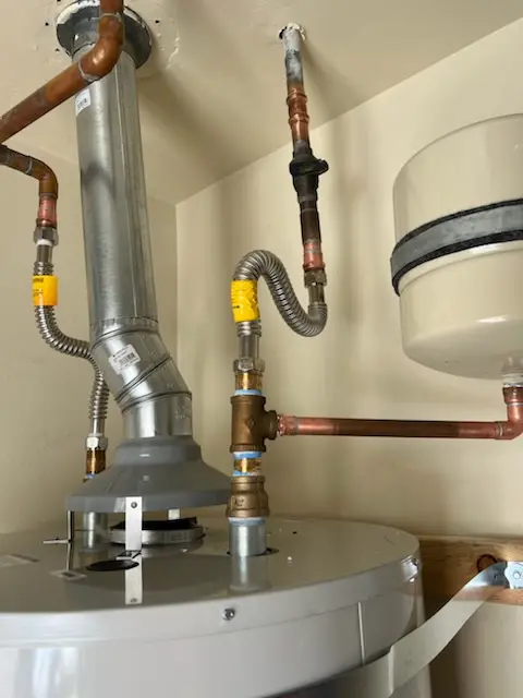 Water heater installation and plumbing repair in Potomac Grove